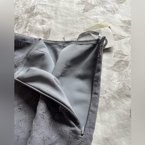 NWT Vintage Deadstock 100% Silk Gray Floral Beaded Mini Slip Skirt 10 Fairy 90s - Picture 5 of 10